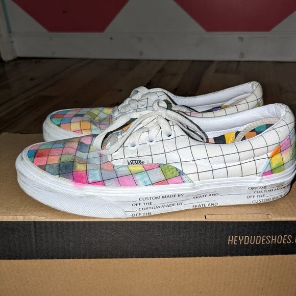 Vans - Picture 3 of 5